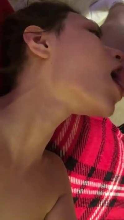 Amateur gets her throat used like a pussy