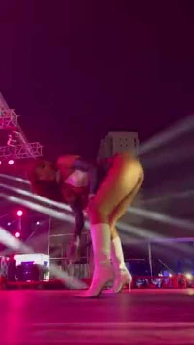 Twerking On Stage