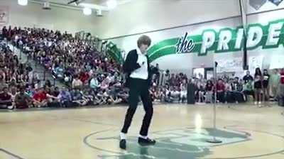 Kid dances to Billie Jean and wins his talent show!