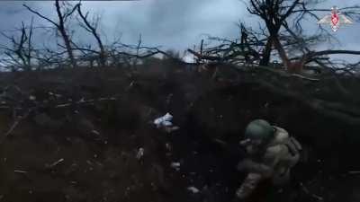 | GoPro | Russian soldiers clearing Ukrainian trench near Novomykhailivka