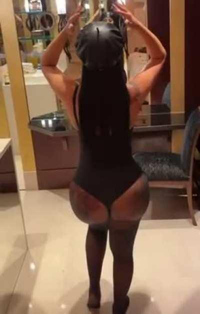 Cardi Booty