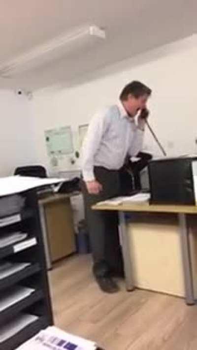 Man screams down phone at customer