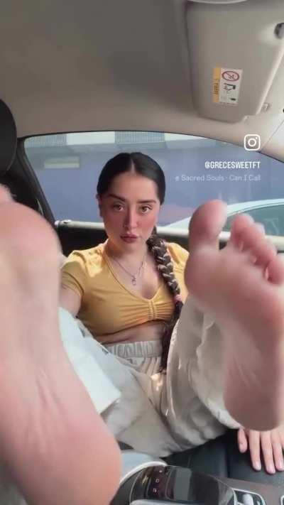 Car feet