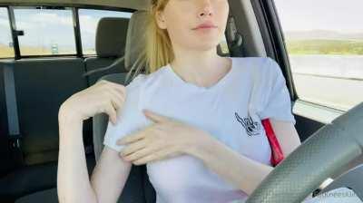 Revealing Her Boobs on The Road