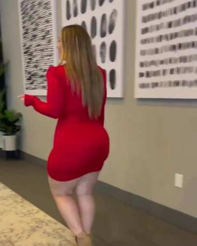 The dress is struggling to contain Autumn's Perfect Ass 🍑