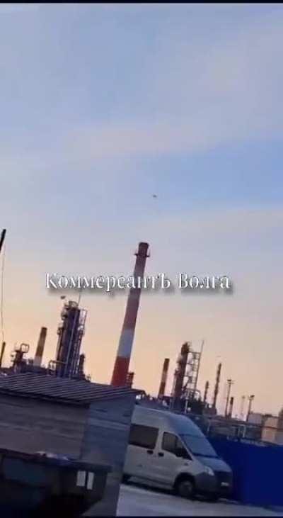 New video of Ukrainian drone strike on Ryazan oil refinery about a week ago.