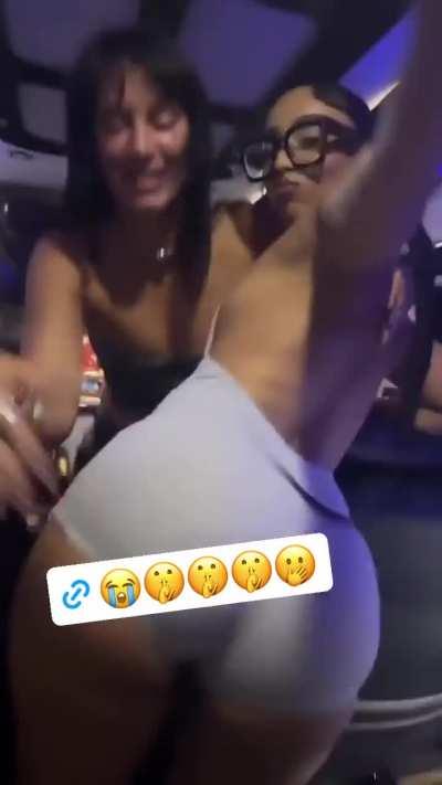 Rubi Rose 🌹twerking on her instagram story 🔥🥰