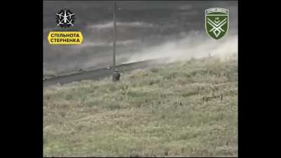 Ukraine's 68th Jaeger Brigade &quot;Dovbush's Hornets&quot; posted a pair of videos showing FPV strike drone sorties targeting Russian infantry, initiating tense foot chases along a roadside and in a trench position. [Two videos, merged] Published August 31 - Septe