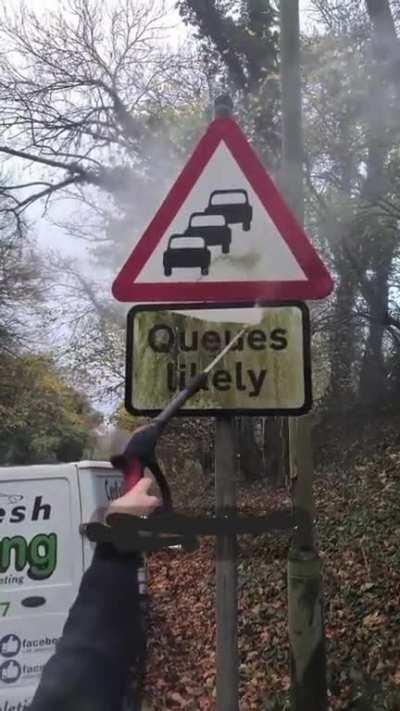 Recently I found out watching videos of people cleaning traffic signs is very satisfying