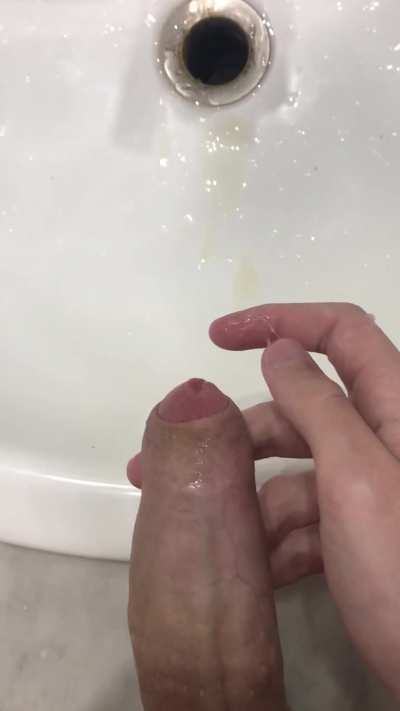 First cum in over 2 weeks 🤤 