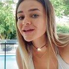 😳